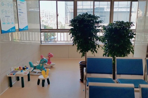 合肥华厦眼科休息区