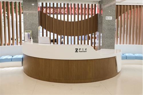 昆明眼科医院护士站333