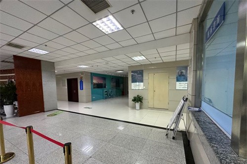 郑州视光眼科华厦医院大厅图