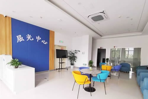 丽水华厦眼科医院休息区