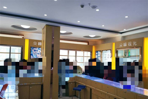 南阳尖峰眼科大厅图