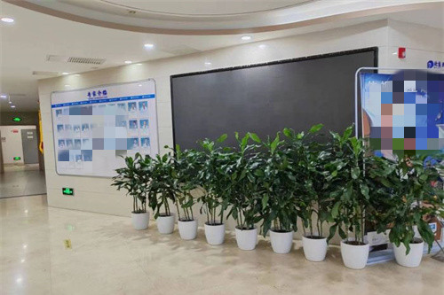 北京民众眼科医院前厅图