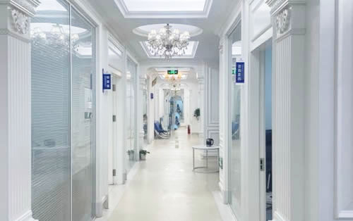 济南麦迪格眼科诊疗室等候区