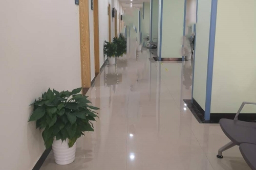 长沙博视眼科医院走廊