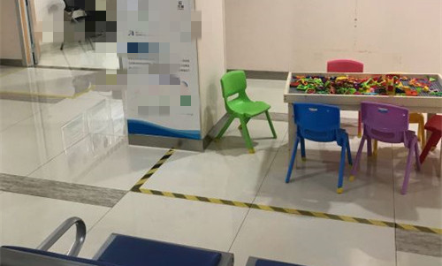 马鞍山爱尔眼科儿童区