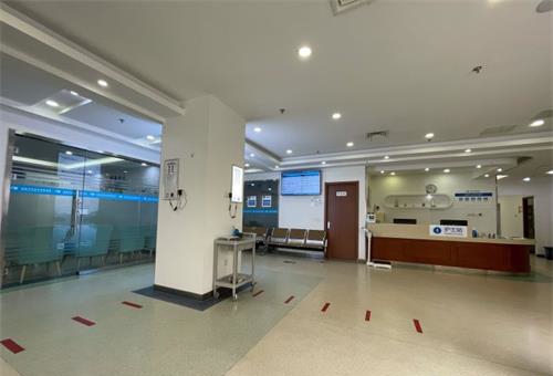 北京民众眼科医院内部大厅